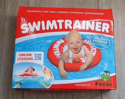 Freds Swimtrainer classic rood maat S, 3 maanden - 4 jaar, Kinderen en Baby's, Babykleding | Baby-zwemkleding, Gebruikt, Zwem-accessoire