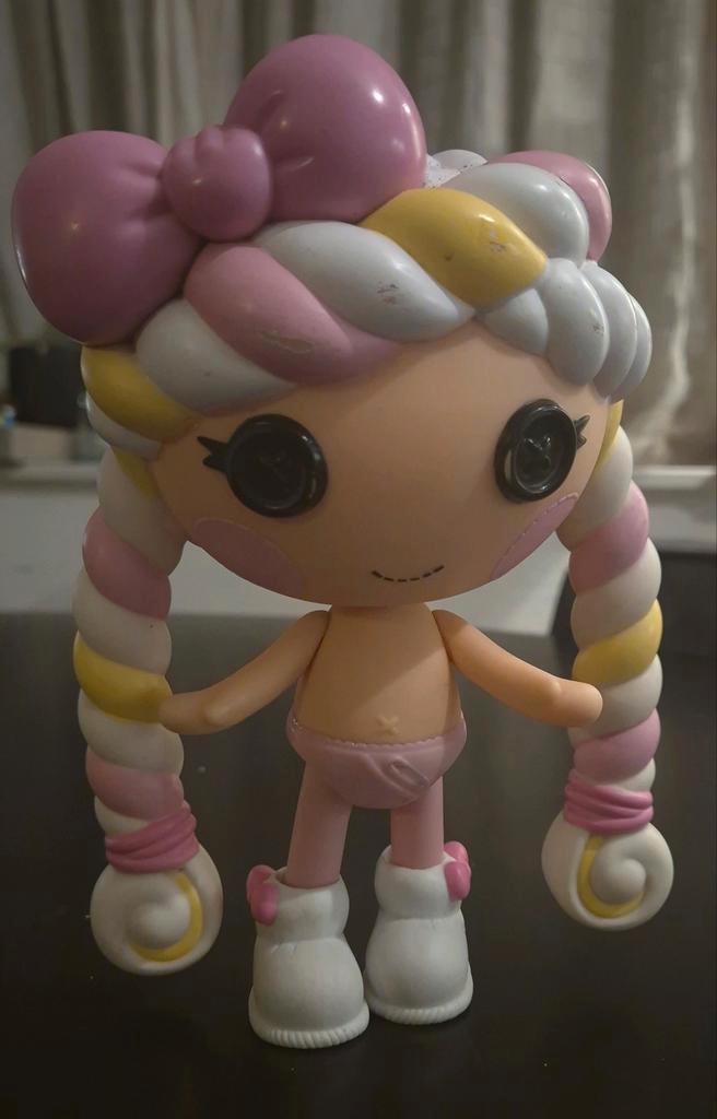 Lalaloopsy Mallow Sweet Fluff - Zeldzaam!, Kinderen en Baby's, Speelgoed | Poppen, Ophalen of Verzenden