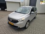 Dacia Lodgy 1.2 TCe Prestige 7p / Loopt op 3 cilinders, Voorwielaandrijving, Euro 5, Gebruikt, Origineel Nederlands
