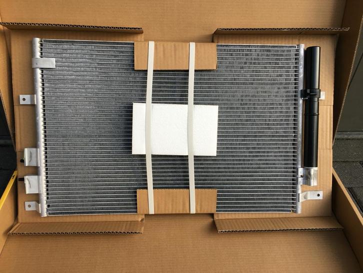 Condenser Alfa Romeo 159 vanaf bouwjaar 2006 nieuw in doos., Auto-onderdelen, Airco en Verwarming, Alfa Romeo, Nieuw, Ophalen