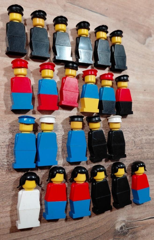 23 stuks old LEGO legoland  minifigures, Kinderen en Baby's, Speelgoed | Duplo en Lego, Gebruikt, Lego, Complete set, Ophalen of Verzenden