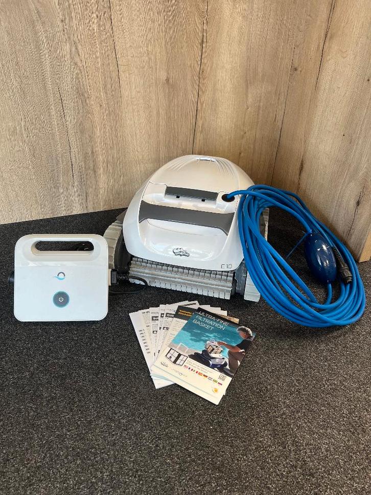 Dolphin zwembadrobot E10, Tuin en Terras, Zwembad-toebehoren, Nieuw, Reinigingsmiddel, Ophalen of Verzenden