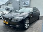 BMW 5-Serie 3.0i 2010 Touring Aut8 17" Navi,Clima,Leder,PDC*, Auto's, BMW, Achterwielaandrijving, 1800 kg, Zwart, 204 pk