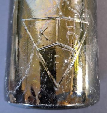 Oude groene fles - KPF - met ziel - Adv S 449 beschikbaar voor biedingen