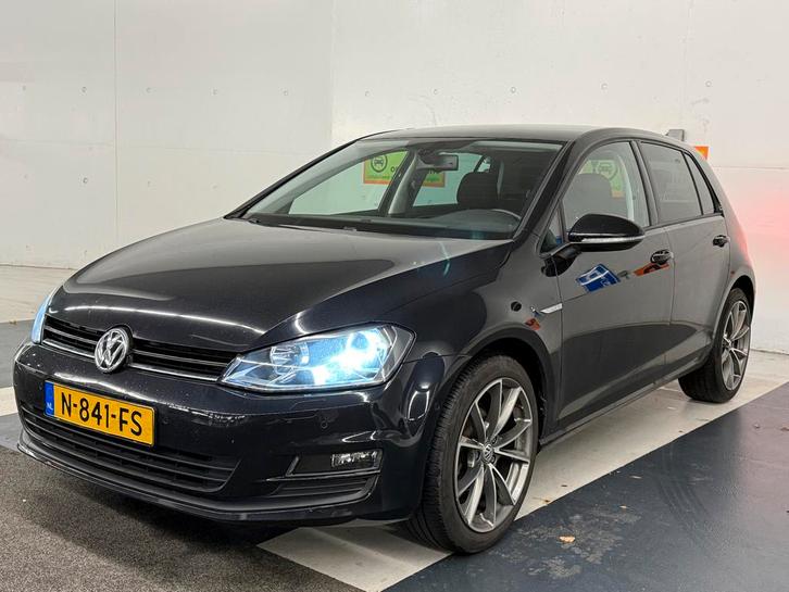 Volkswagen Golf 1.2 TSI 77KW 5D DSG 2014 Zwart, Auto's, Volkswagen, Bedrijf, Golf, ABS, Adaptieve lichten, Airbags, Airconditioning
