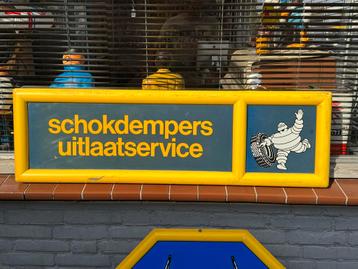 Michelin Schokdempers Uitslaatservice Reclamebord beschikbaar voor biedingen