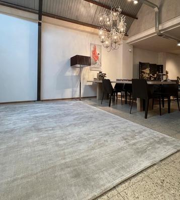Leolux Patna tapijt kleur Chalk 200 x 300 splinternieuw beschikbaar voor biedingen