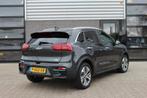 Kia e-Niro DynamicPlusLine 64 kWh / Carplay / Schuifdak / Ke, Gebruikt, Met garantie (alle), Leder en Stof, Origineel Nederlands