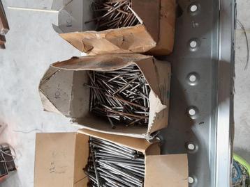 Spijkers 12,5 cm 10cm 8cm 6,5 cm lang  beschikbaar voor biedingen