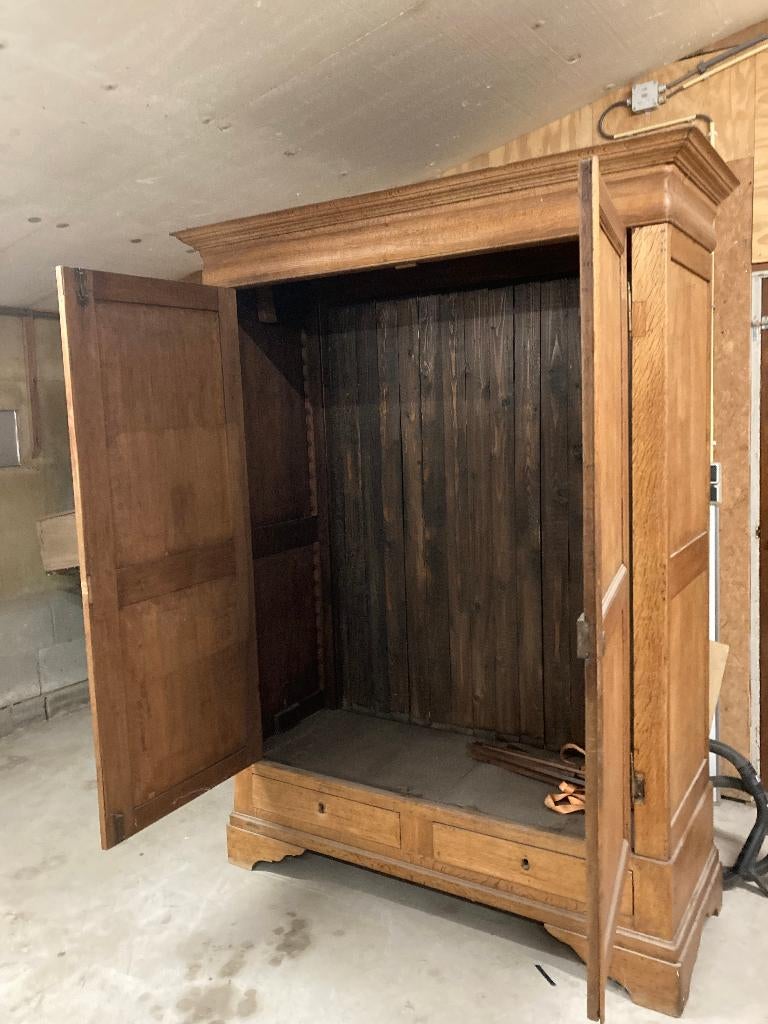 Antieke leg kast, Antiek en Kunst, Ophalen