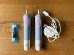 Oral B Kids 2x, Ophalen of Verzenden, Zo goed als nieuw, Tandenborstel