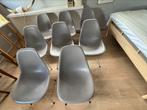 8 Eetkamerstoelen  Vitra Eames DSR kleur Taupe, Huis en Inrichting, Stoelen, Ophalen, Kunststof, Overige kleuren, Vitra design