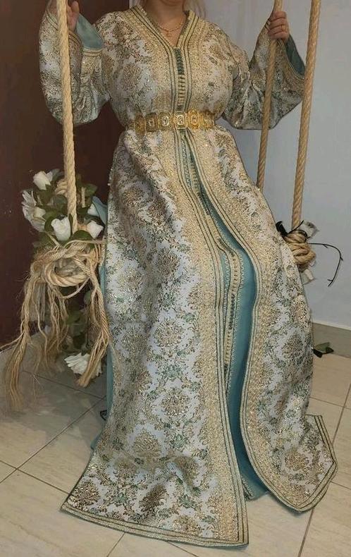 Takshita's te huur vanaf €70,-, Kleding | Dames, Gelegenheidskleding, Zo goed als nieuw, Overige typen, Ophalen