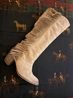 Stoere boots beige suede 39 met franje, Hoge laarzen, Beige, Spanje, Ophalen of Verzenden