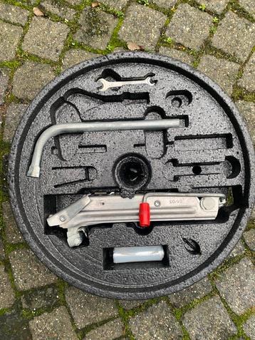 Krikset in 18 inch piepschuim voor diverse VAG-modellen beschikbaar voor biedingen