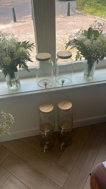 6x sapdispenser van glas met houten deksel beschikbaar voor biedingen