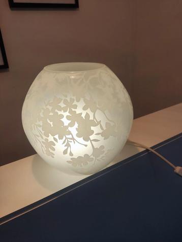 Ikea Tafellamp Melkglas Bladmotief beschikbaar voor biedingen
