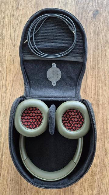 Dali IO-6 Draadloze Over-Ear Koptelefoon noise cancelling  beschikbaar voor biedingen