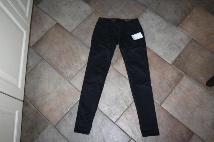 Truth or Dare low waist stretch Nikky skinny jeans mt 26/34, Kleding | Dames, Spijkerbroeken en Jeans, Nieuw, W27 (confectie 34) of kleiner