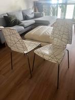 Twee leuke vintige stoelen met lijnpatroon, Ophalen, Zo goed als nieuw, Twee
