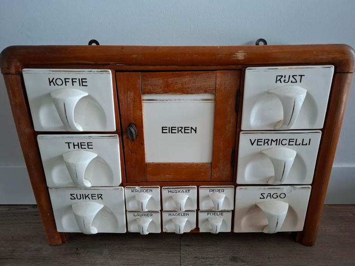 Vintage kruidenkastje, Huis en Inrichting, Keuken | Keukenbenodigdheden, Gebruikt, Ophalen