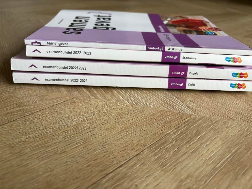 Examenbundels voor VMBO-GT/MAVO 2022/2023, Boeken, Schoolboeken, Ophalen of Verzenden, Gelezen, VMBO, Duits