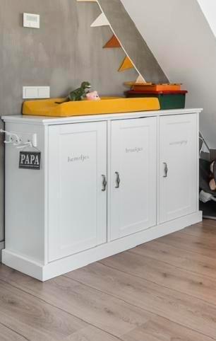 Klassiek wit ledikant en commode set, Kinderen en Baby's, Kinderkamer | Commodes en Kasten, Gebruikt, Commode, 90 tot 105 cm, 100 cm of meer