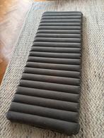 Decathlon luchtbed 180x 70 grijs, Ophalen of Verzenden, Zo goed als nieuw