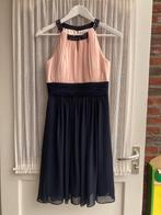 Cocktailjurk met halternek en kralen - maat 34 / Jake*s, Kleding | Dames, Blauw, Cocktailjurk, Ophalen of Verzenden, Zo goed als nieuw