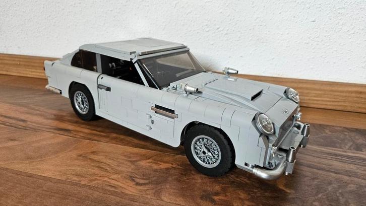 Lego 10262 - Aston Martin DB5 James Bond, Kinderen en Baby's, Speelgoed | Duplo en Lego, Zo goed als nieuw, Lego, Losse stenen