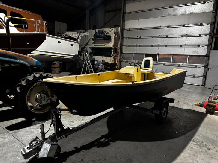 Mooie sloep te koop/Of te ruil tegen pokémon kaarten., Hobby en Vrije tijd, Overige Hobby en Vrije tijd, Gebruikt, Ophalen