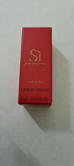 Armani si passione eau de parfum miniatuur 7ml, Sieraden, Tassen en Uiterlijk, Uiterlijk | Parfum, Ophalen of Verzenden, Nieuw