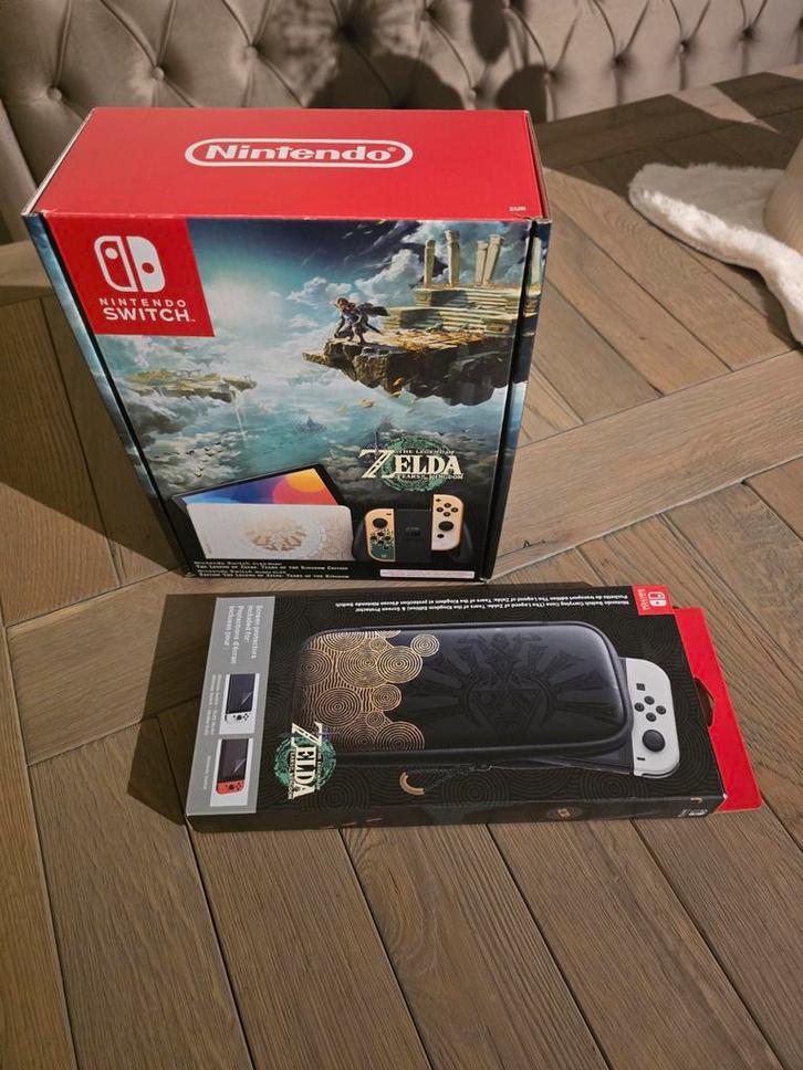 Nintendo Switch OLED Zelda Tears of the Kingdom Editie, Spelcomputers en Games, Spelcomputers | Nintendo Switch, Ophalen of Verzenden