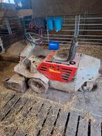 Westermann mestschuif, Dieren en Toebehoren