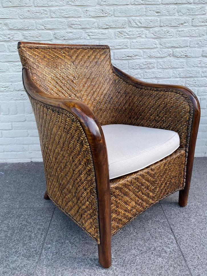 2 Rotan Fauteuils in Keurige Staat, Huis en Inrichting, Fauteuils, Zo goed als nieuw, Riet of Rotan, Ophalen