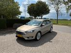 Ford Focus 1.0 Ecoboost 125pk 2015 Grijs NAVI/PDC/NAP!, Auto's, 65 €/maand, Origineel Nederlands, Handgeschakeld, 1216 kg