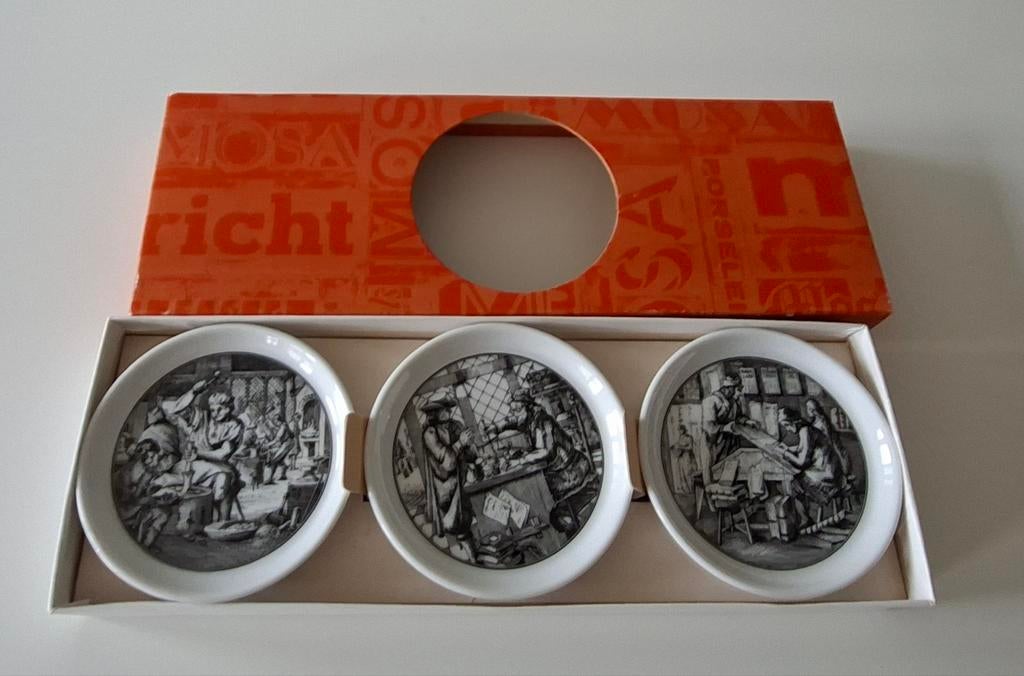 3 Maastricht Mosa Holland Schoteltjes., Ophalen of Verzenden, Zo goed als nieuw, Porselein