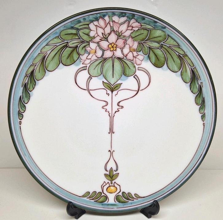 Art Nouveau stijl keramieken wandbord Wolf&Wolf / Makkum., Antiek en Kunst, Antiek | Keramiek en Aardewerk, Ophalen of Verzenden