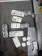 Busch jaeger inbouwstopcontacten, Doe-het-zelf en Verbouw, Elektra en Kabels, Ophalen of Verzenden, Stopcontact