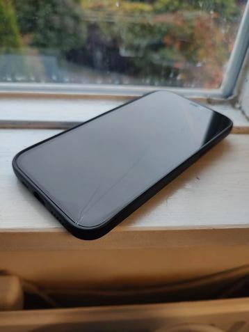 iPhone 12 defect  beschikbaar voor biedingen