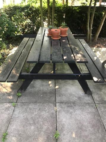 zwart picknick tafel beschikbaar voor biedingen