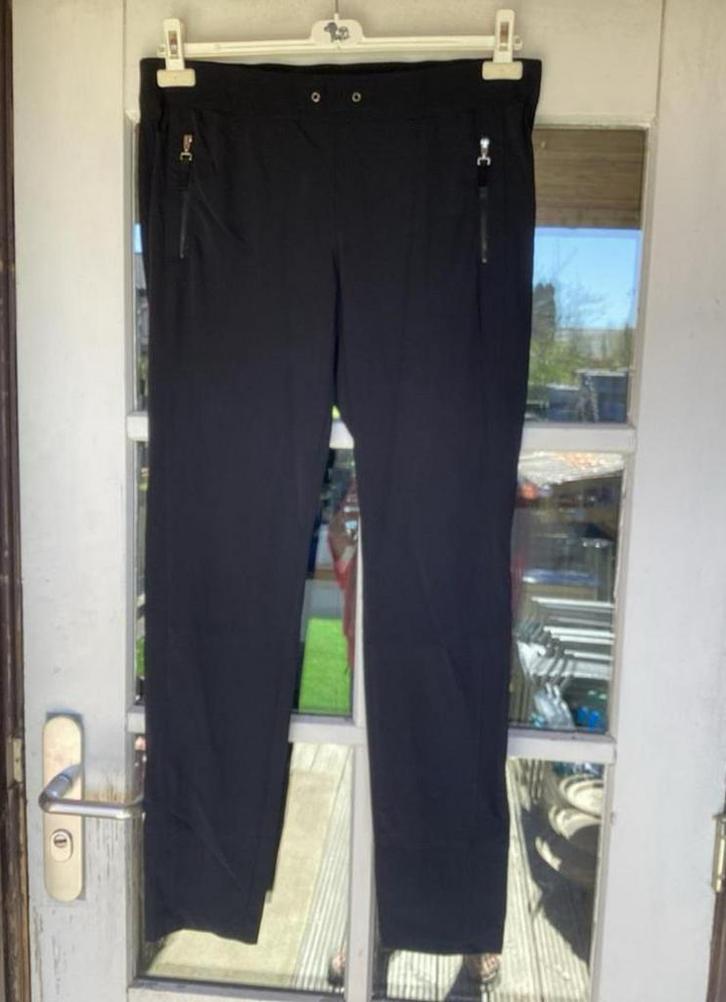 Gerry weber, Kleding | Dames, Broeken en Pantalons, Zo goed als nieuw, Maat 42/44 (L), Zwart, Ophalen of Verzenden