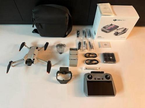 DJI MINI 4 PRO Smart controller-FLY MORE COMBO, Audio, Tv en Foto, Drones, Zo goed als nieuw, Ophalen