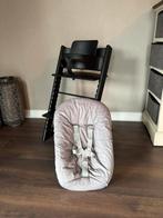 Zeer gave set ! Mat zwarte stokke tripp trapp stoel met dive, Ophalen of Verzenden, Zo goed als nieuw, Meegroeistoel