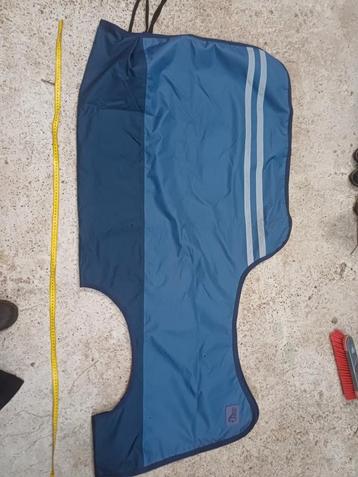 Xl nieuwe regen uitrijdeken met fleece  beschikbaar voor biedingen