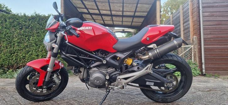 Ducati Monster 696 Plus (bj 2014) 19.000 km Perfecte staat, Motoren, Motoren | Ducati, Particulier, Naked bike, meer dan 35 kW