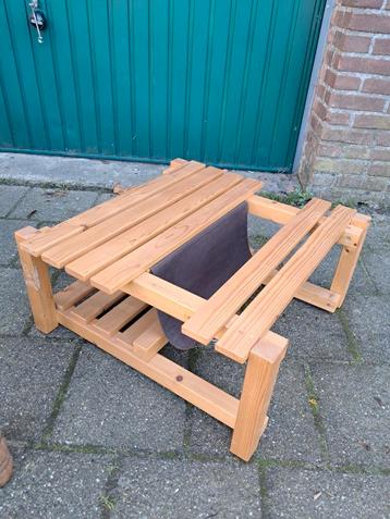 Vintage Retro Design Deens Grenen Salontafel Lectuurmand  beschikbaar voor biedingen