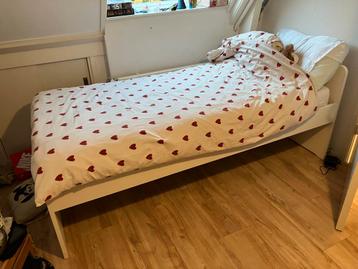 Slakt bedframe 90x200 met lattenbodem + matras - afbeelding 3