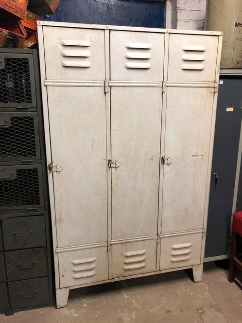Oude vintage lockerkast, Huis en Inrichting, Kasten | Lockerkasten, Gebruikt, Ophalen