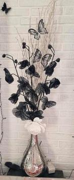 Mooie zilverkleurige vaas! Eventueel met decoratie lampjes, Ophalen of Verzenden, Zo goed als nieuw, Overige kleuren, Minder dan 50 cm